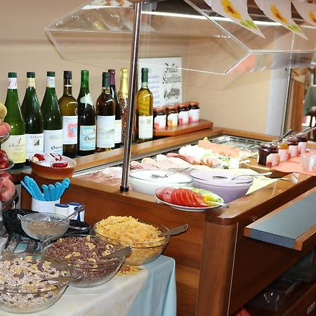 Hotel Brigitte バート・クロツィンゲン エクステリア 写真